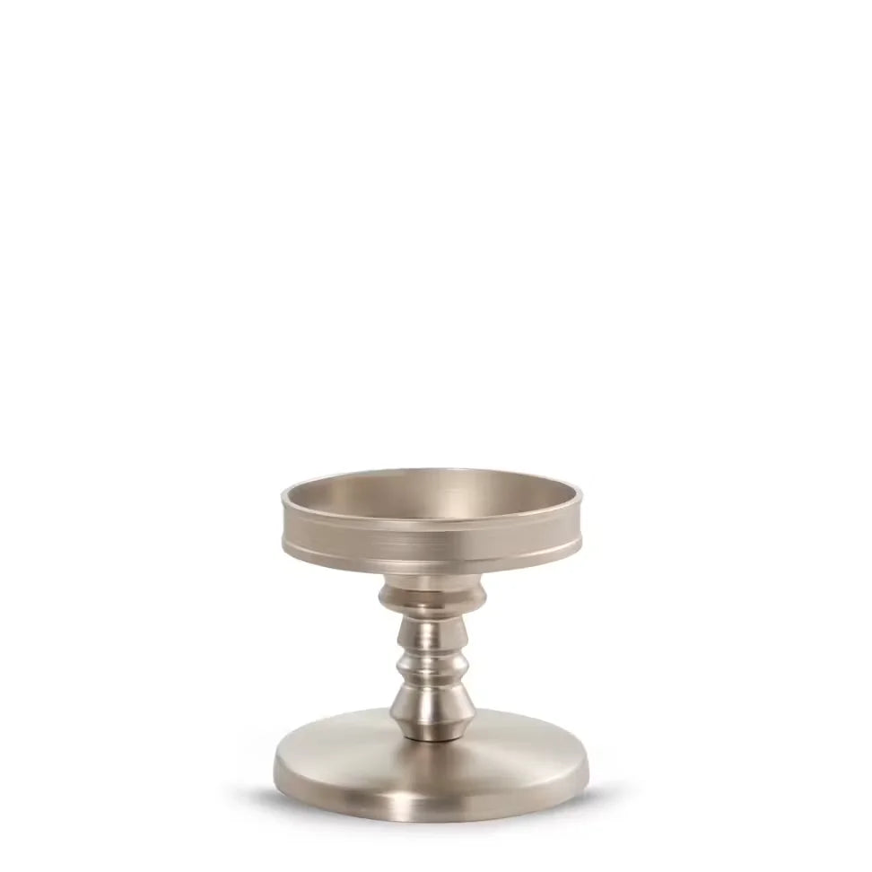 silver-lining-candle-pedestal